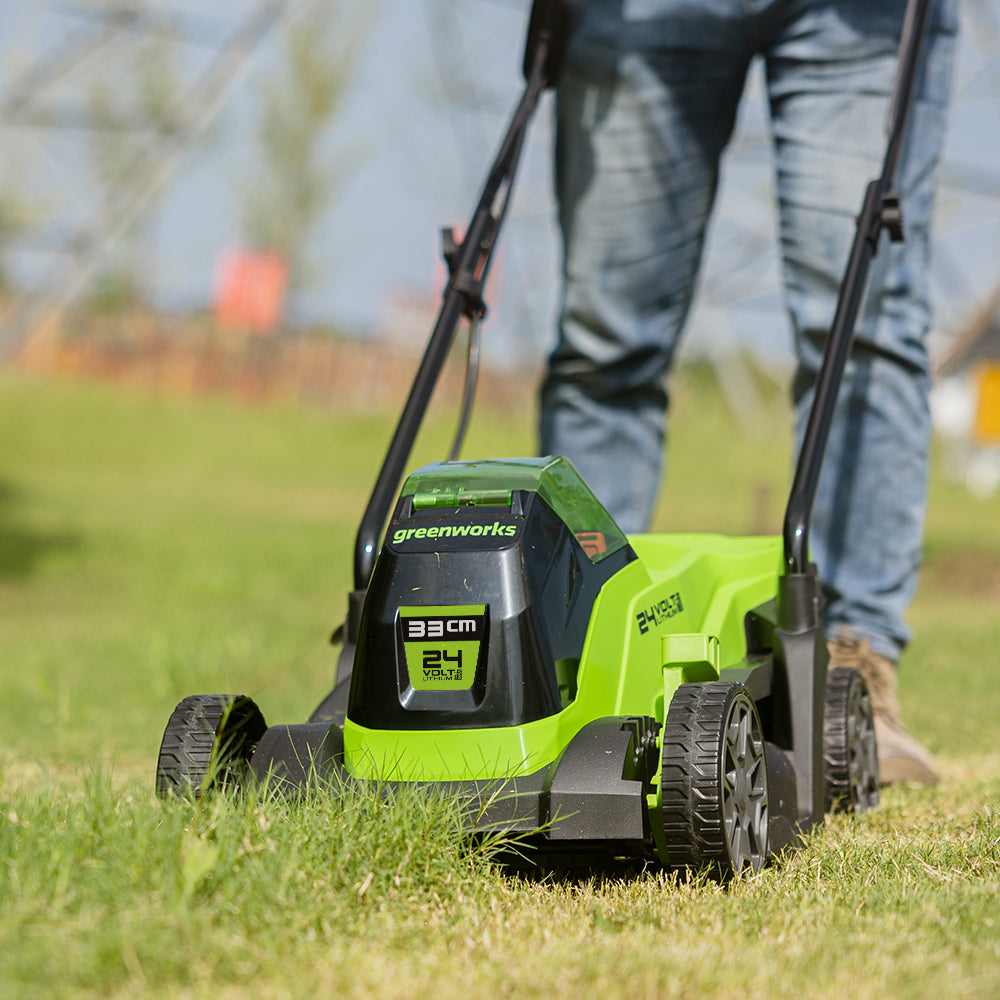 24V Lawn Care Set Lawn Mower and Trimmer with battery Greenworks